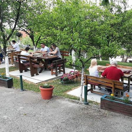 Lazarev Konak Banja Koviljača Zewnętrze zdjęcie