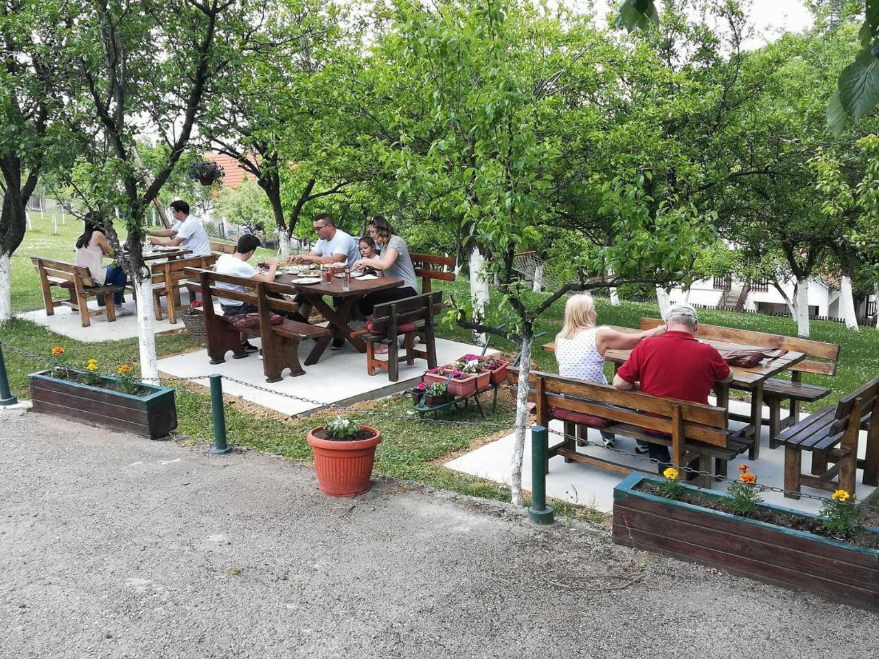 Lazarev Konak Banja Koviljača Zewnętrze zdjęcie